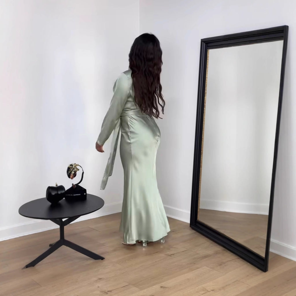 The Solène Satin dress - alternate view 4